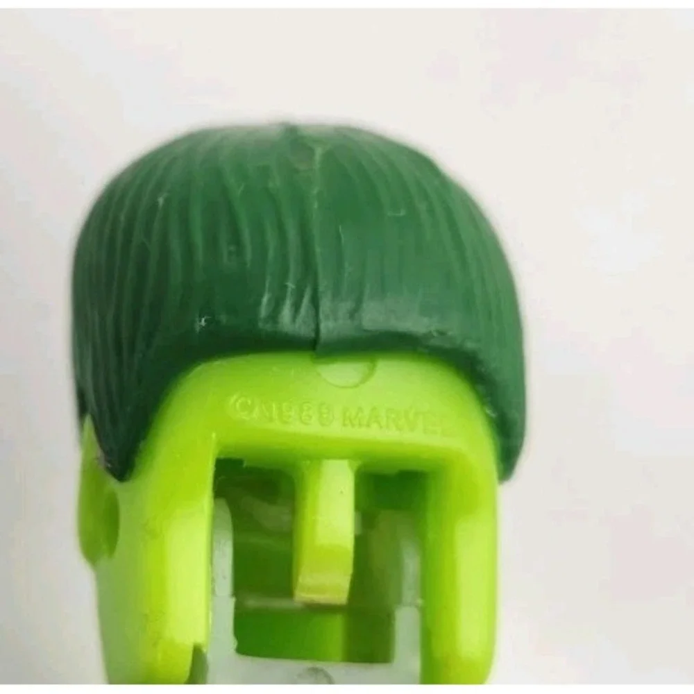 Vintage‎ 1989 Incredible Hulk Marvel Pez Dispenser with Snap-on Knight Armor